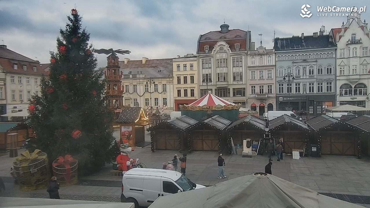 Bydgoszcz - widok na Rynek - 21 listopad 2024, 09:42