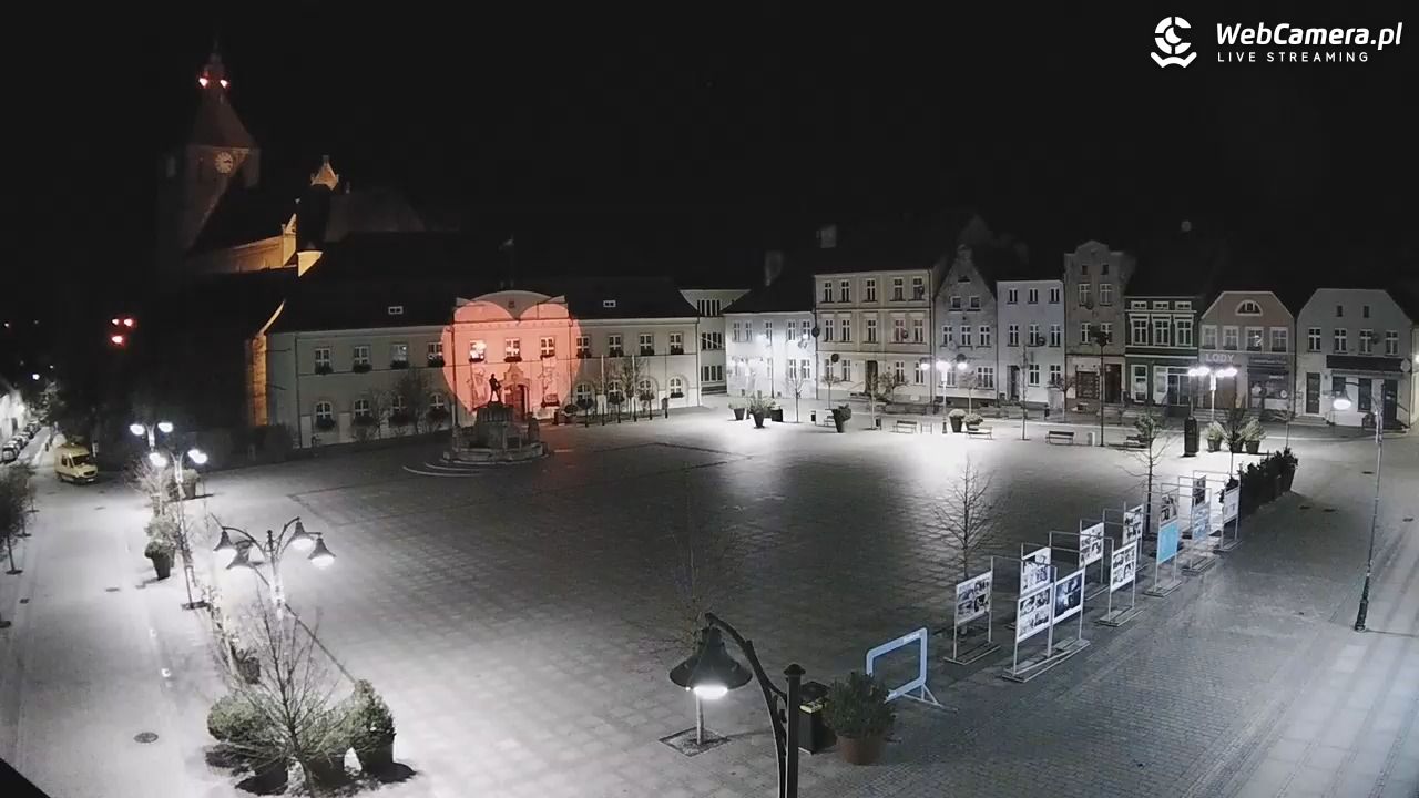 DARŁOWO - widok na Rynek - 21 listopad 2024, 02:14