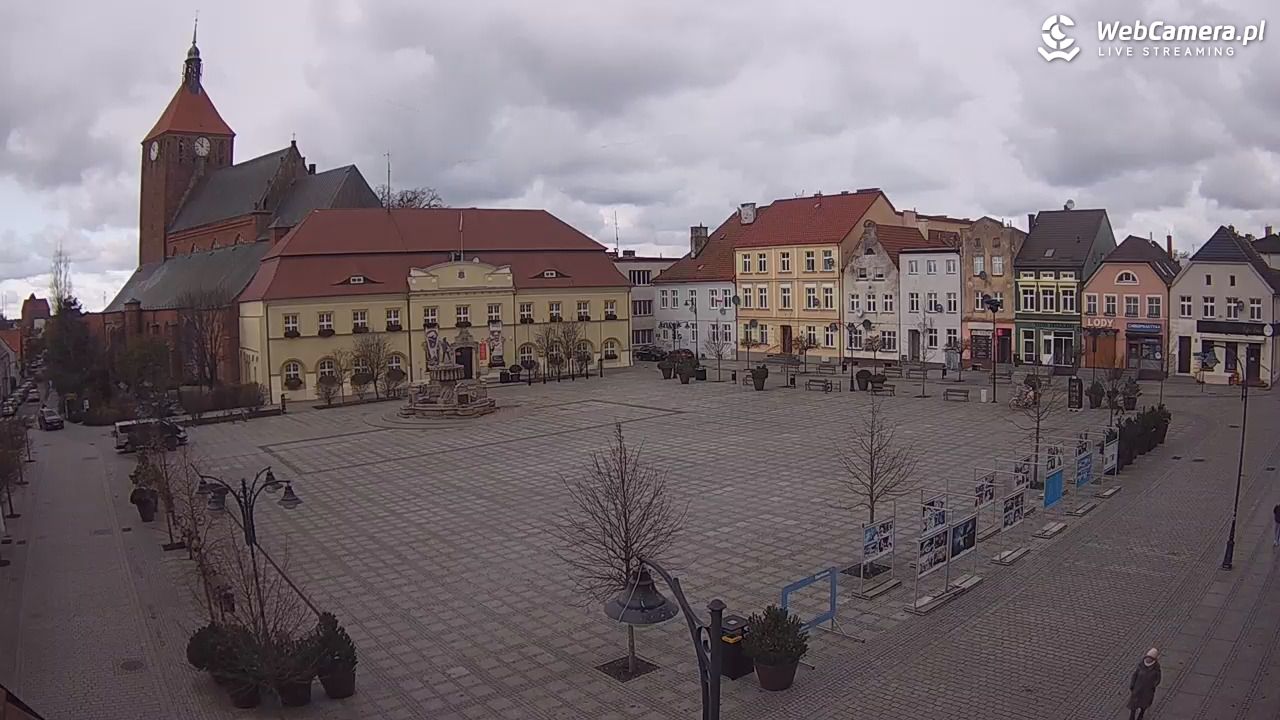 DARŁOWO - widok na Rynek - 20 listopad 2024, 11:54