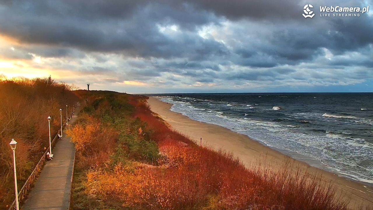 DZIWNÓW  - widok na plażę - 20 listopad 2024, 15:23