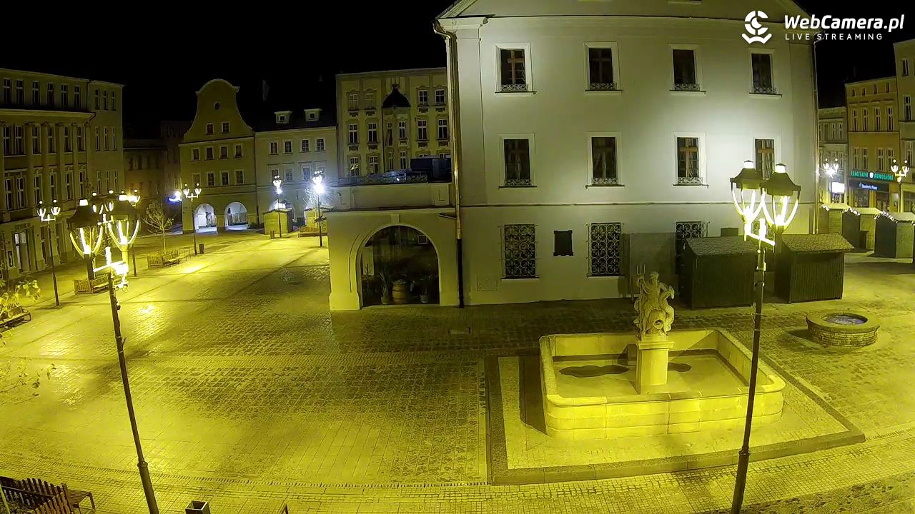 GLIWICE - widok na Rynek - 21 listopad 2024, 05:05