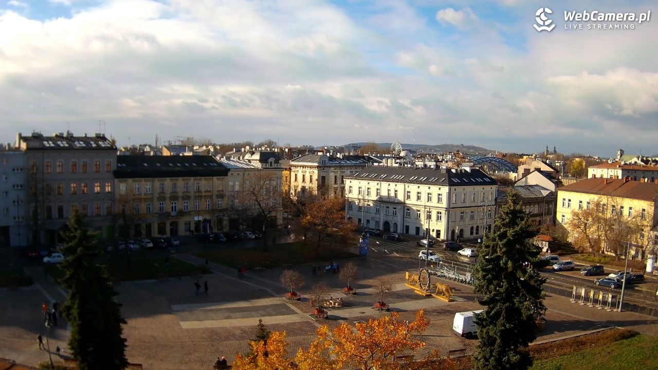 Kraków - widok na rynek Podgórski - 23 listopad 2024, 12:13