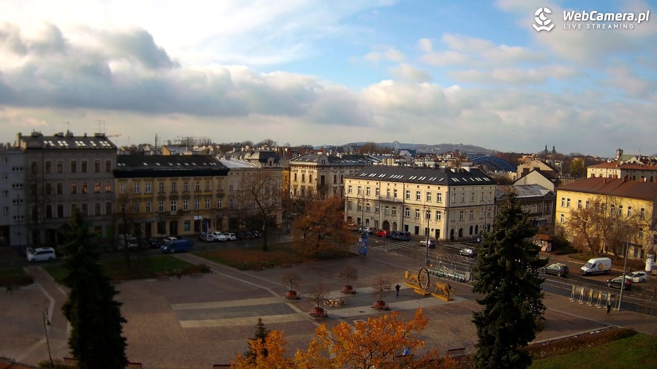 Kraków - widok na rynek Podgórski - 22 listopad 2024, 12:14