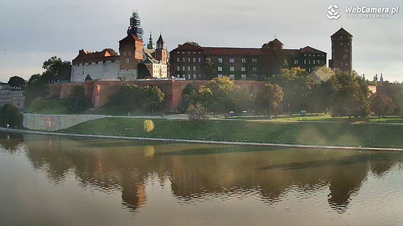 KRAKÓW - widok na Zamek Królewski na Wawelu NOWOŚĆ - 26 wresień 2024, 08:18