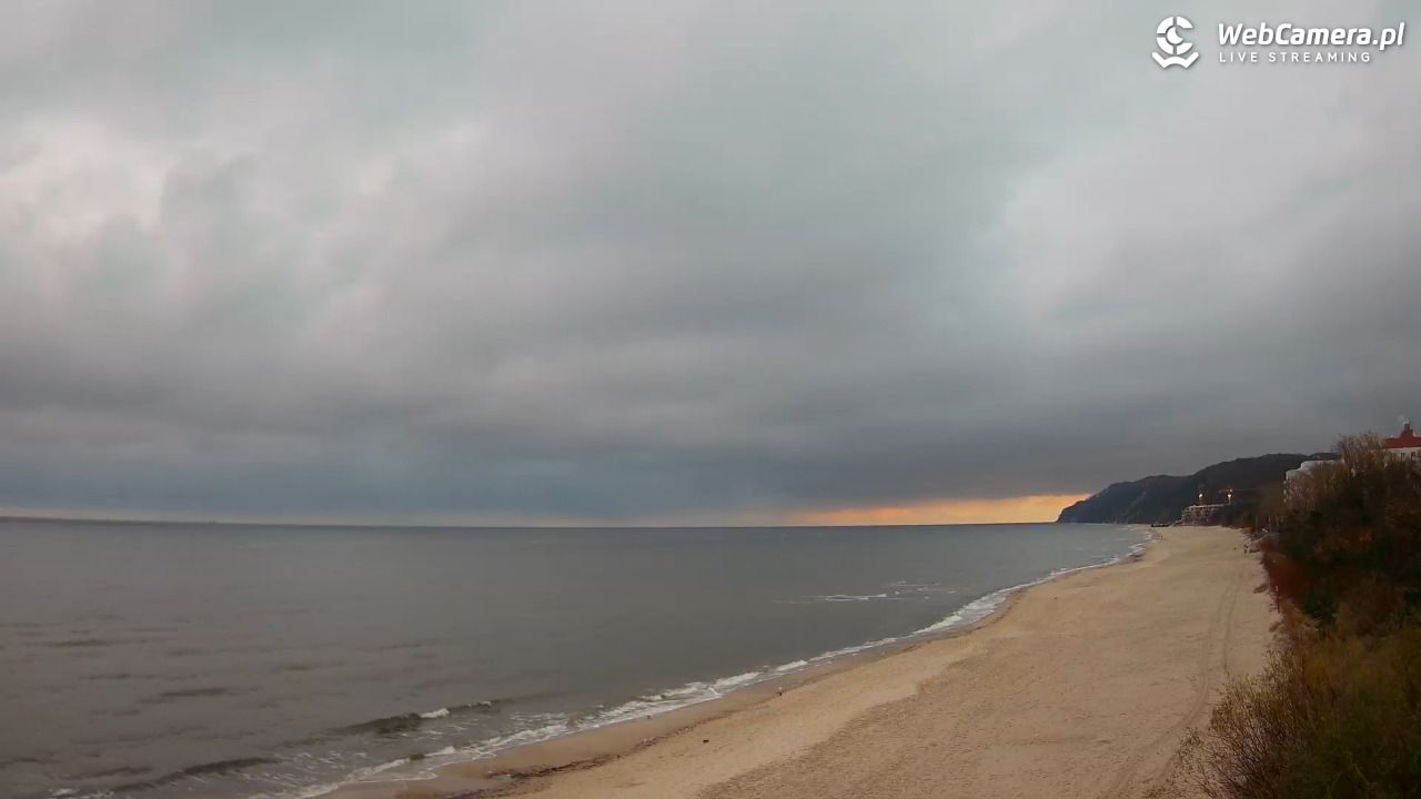 Międzyzdroje - widok na wschodnią stronę plaży - 22 listopad 2024, 08:03