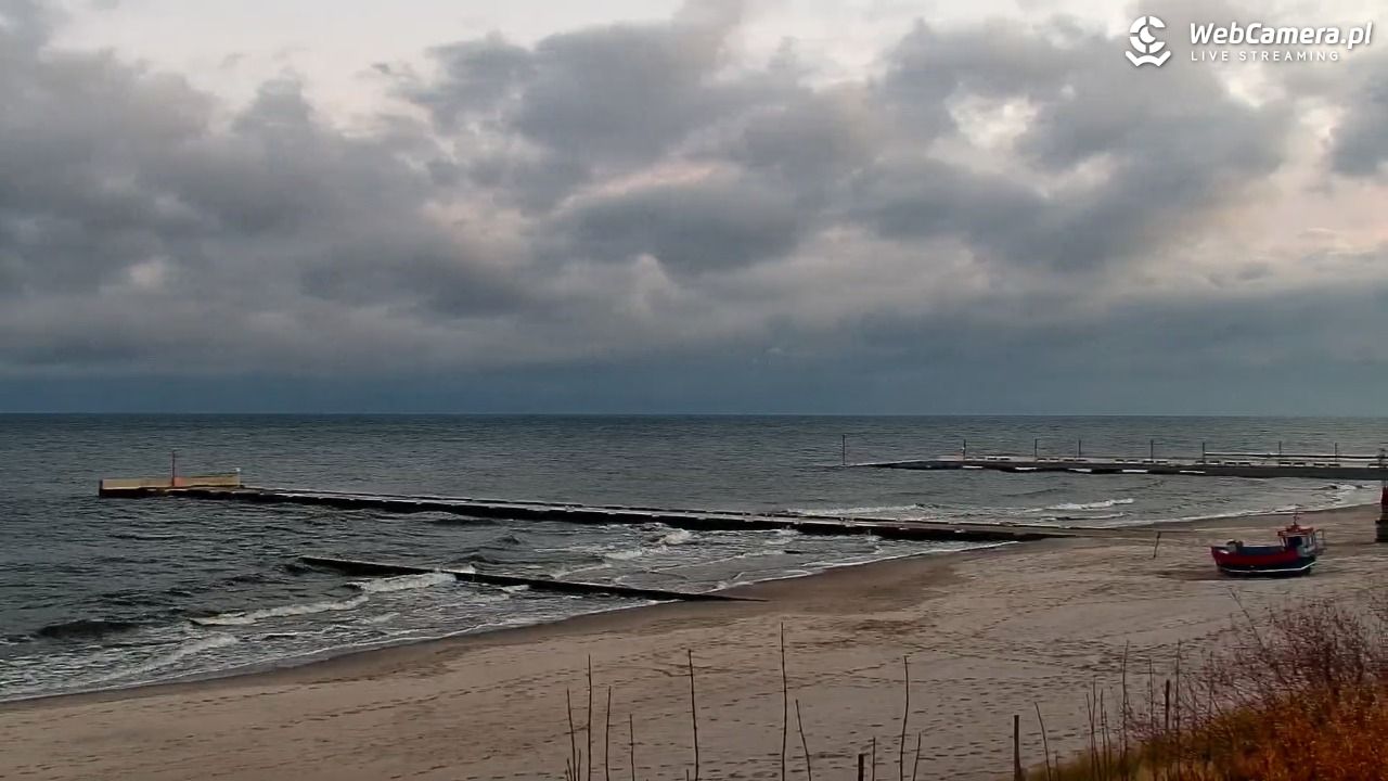 NIECHORZE - widok na plażę i morze - 22 listopad 2024, 07:32