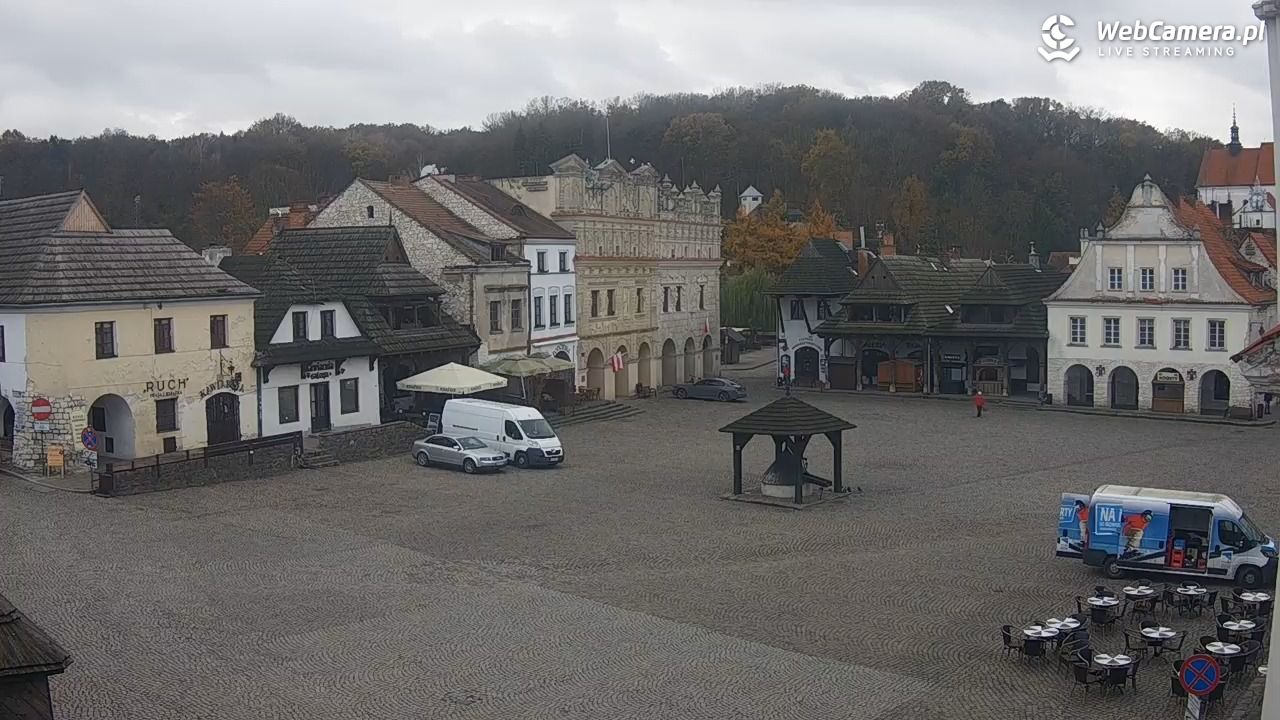 Kazimierz Dolny - widok na Rynek - 18 listopad 2024, 09:35