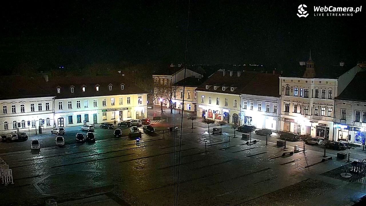 OŚWIĘCIM - widok na Rynek - 21 listopad 2024, 18:05