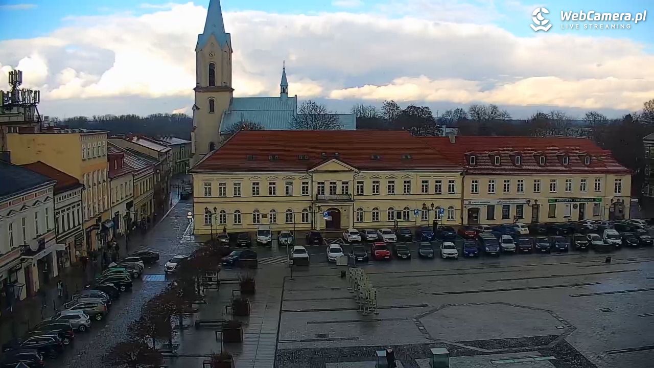 OŚWIĘCIM - widok na Rynek - 21 listopad 2024, 13:24