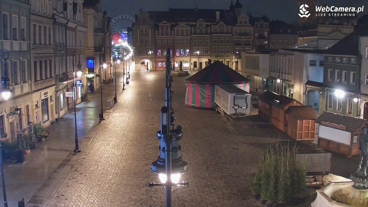 POZNAŃ - Stary Rynek - 21 listopad 2024, 05:33