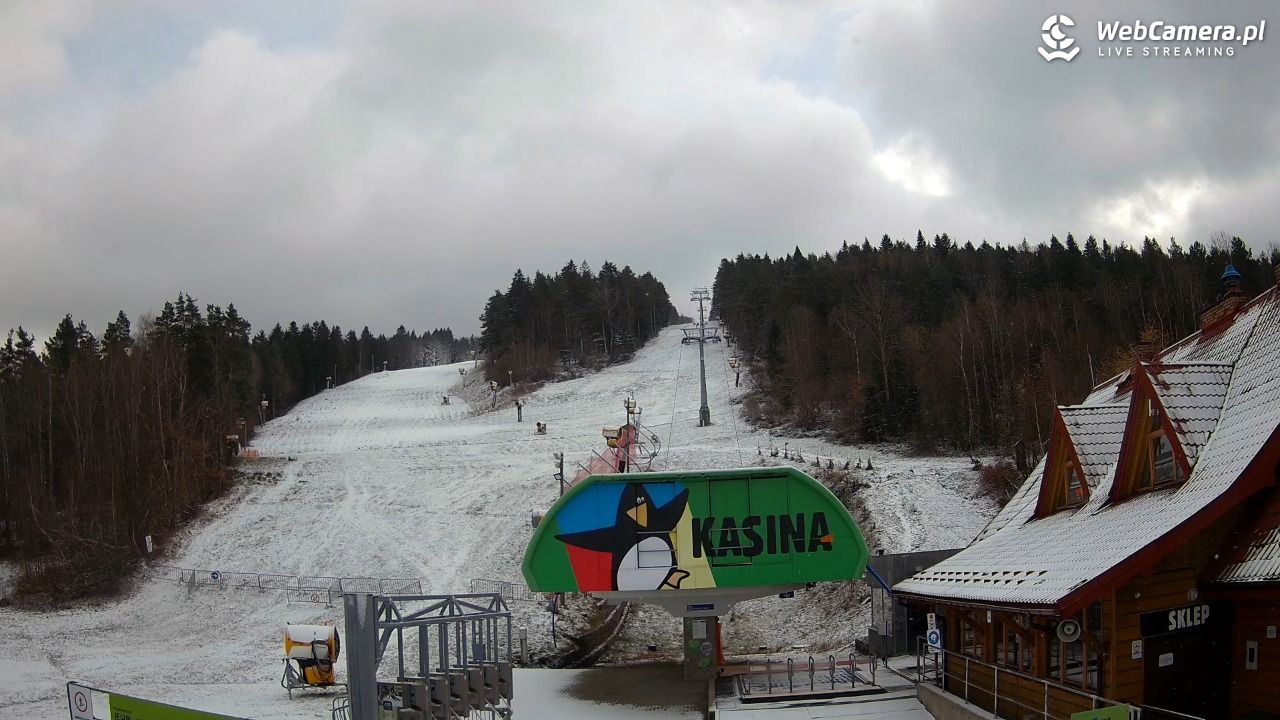 KASINA - ski dolna stacja wyciągu - 21 listopad 2024, 10:49