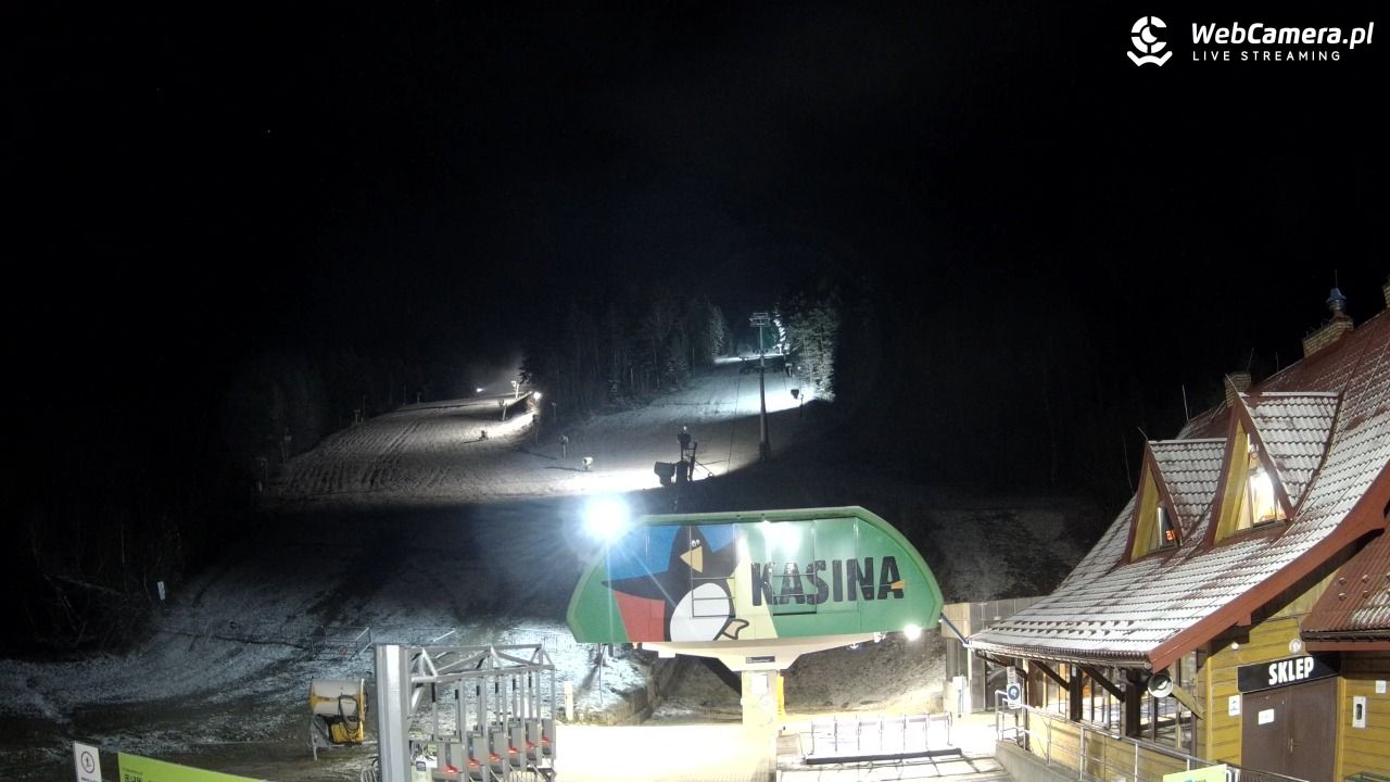 KASINA - ski dolna stacja wyciągu - 20 listopad 2024, 19:56