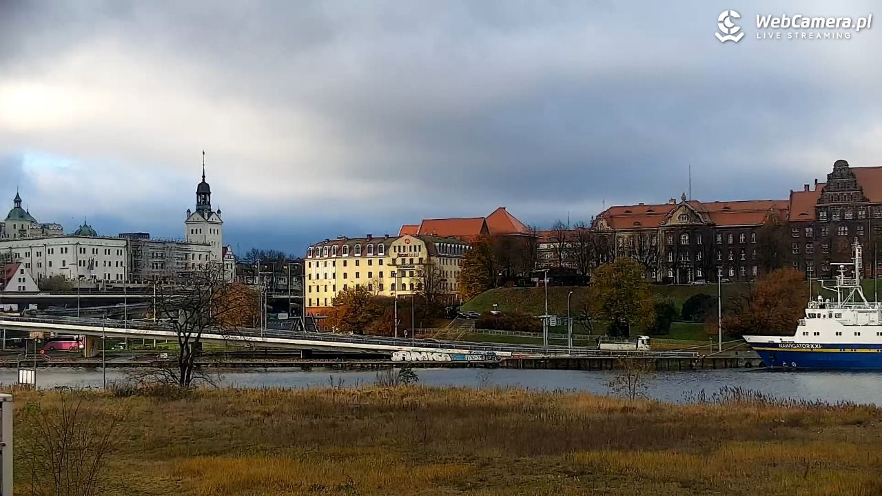 Widok na Bulwary Szczecińskie - 20 listopad 2024, 10:30