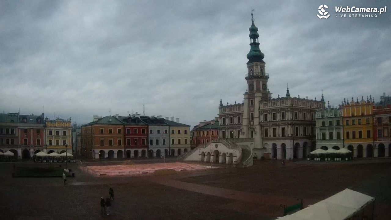 ZAMOŚĆ - widok na Rynek Wielki - 20 listopad 2024, 07:29