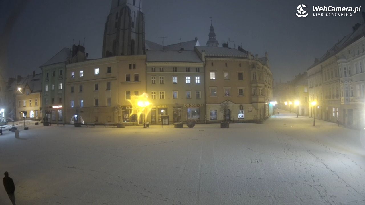 Złotoryja - widok na Rynek - 20 listopad 2024, 18:10