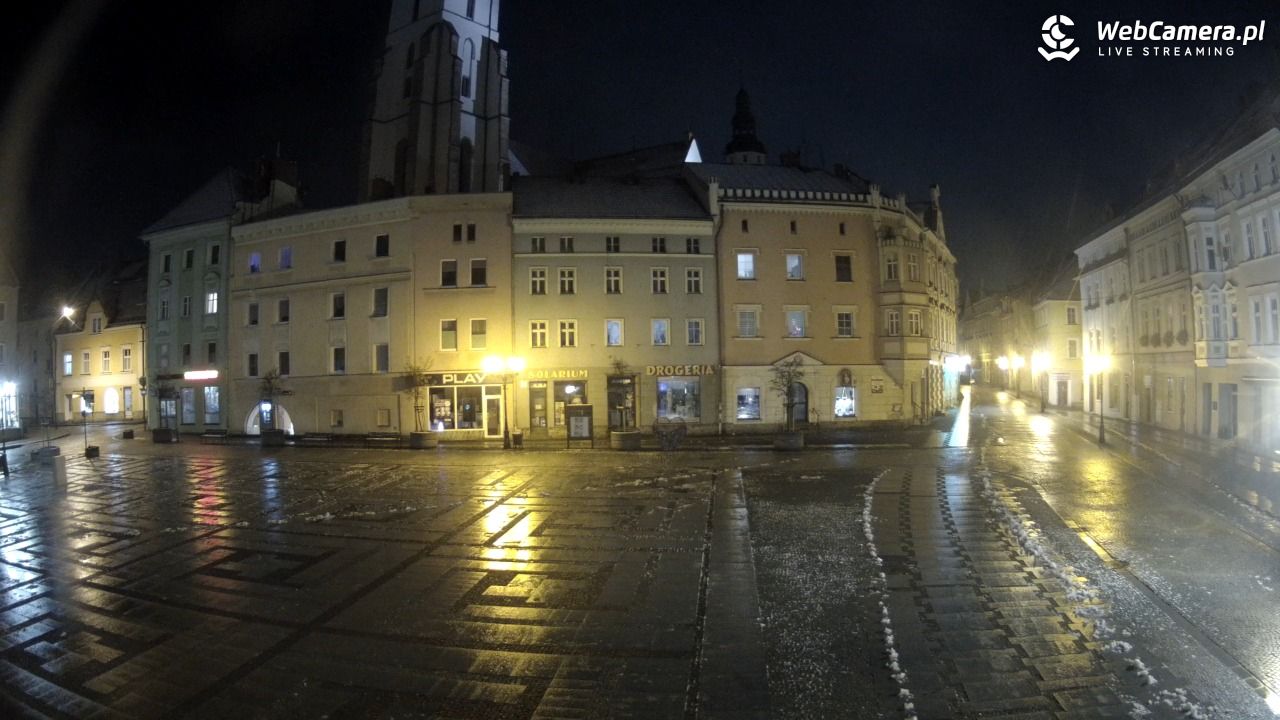 Złotoryja - widok na Rynek - 20 listopad 2024, 23:09